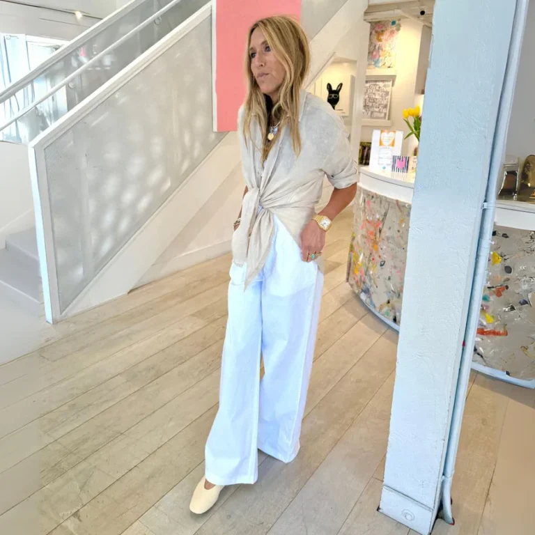 KR25_2176_Camel_maddie_linen_linen_shirt_with_heart_embroidery_and_elbow_patches_01_861x