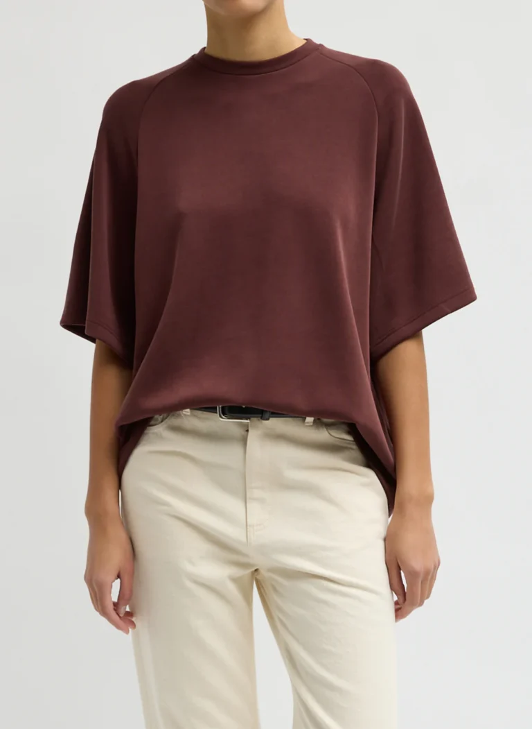 F126FV7975_FEATHERWEIGHTVISCOSENEOPRENESHORTSLEEVEBASEB_BORDEAUX_1968-Copy